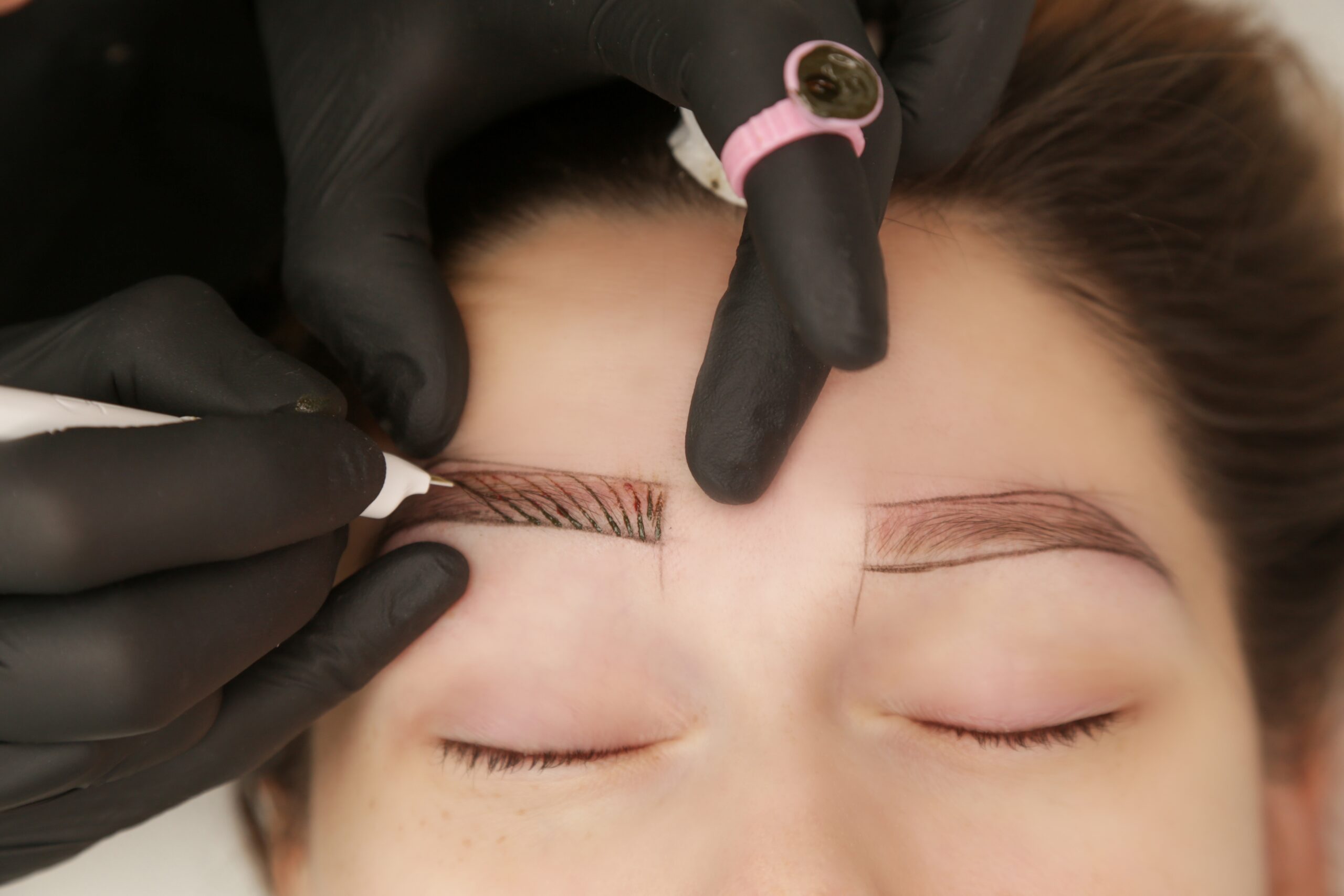 Browlift (inkl färg/plock)